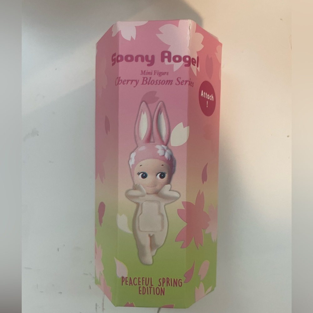 Sonny Angel Cherry Blossom Hipper